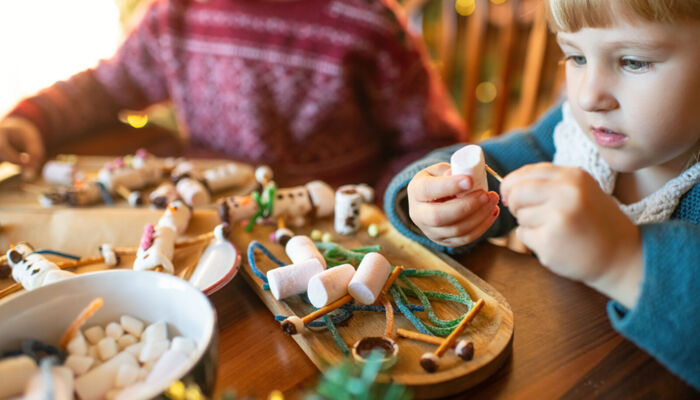 Adventsdekoration basteln in der Vorweihnachtszeit