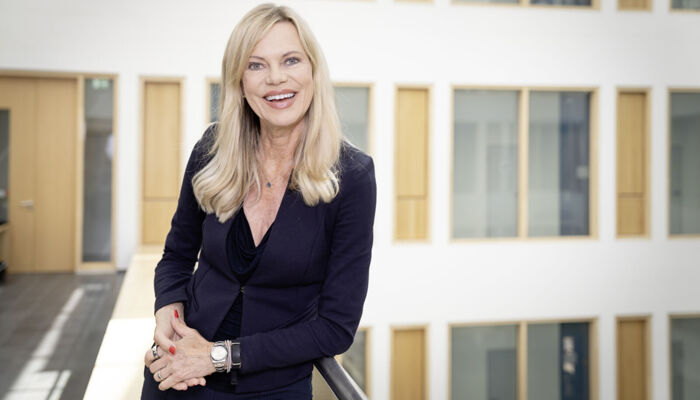 Nina Ruge ist Moderatorin, Bestsellerautorin und Wissenschaftsjournalistin für den Fachbereich Healthy Longevity