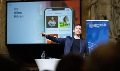 Bob Blume ist Gymnasiallehrer, Bildungsinfluencer und Bestsellerautor . Setzt sich für Chancengleichheit ein.
